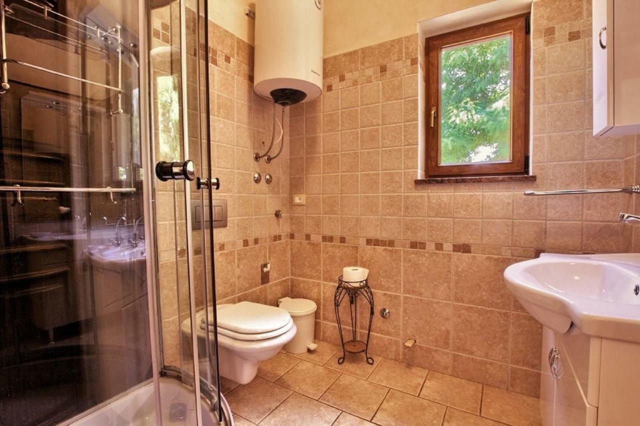 Holiday Home Sarita Sisan Exterior photo